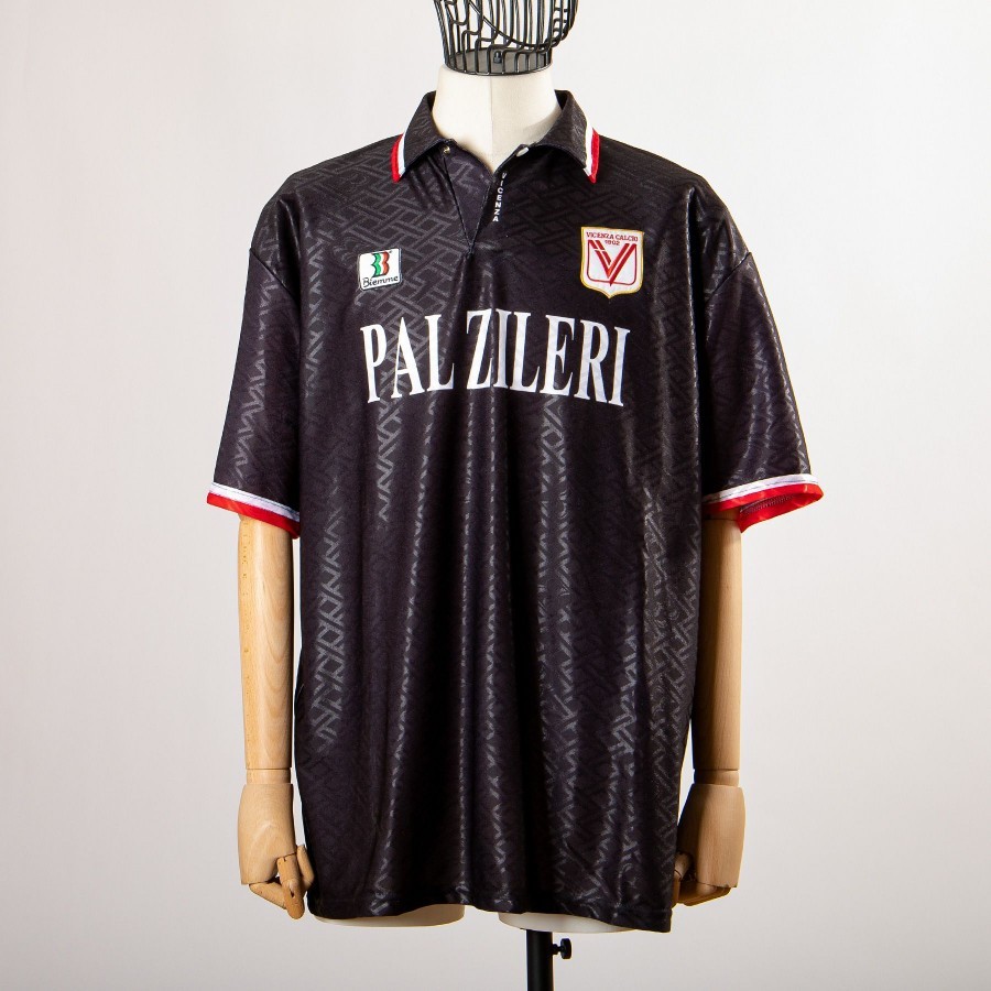 Vicenza Calcio 1996-97 Third Kit