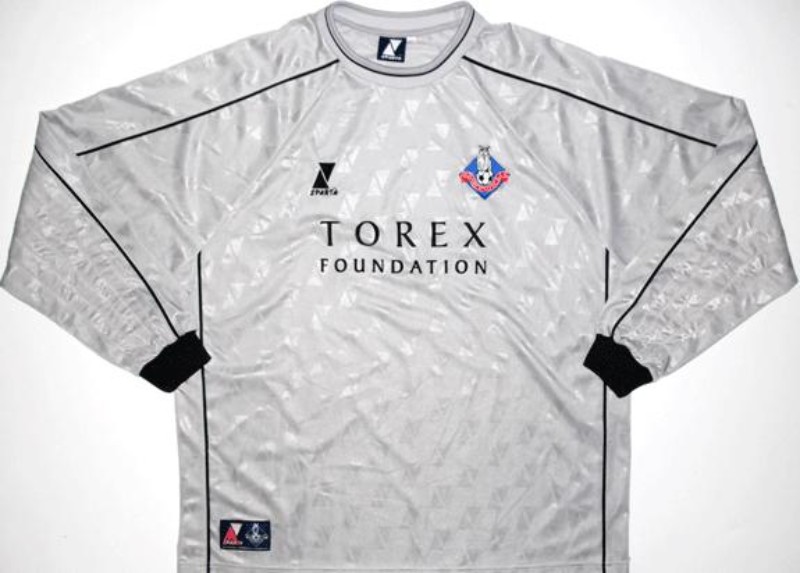 Oldham Athletic 2002-03 GK 3 Kit