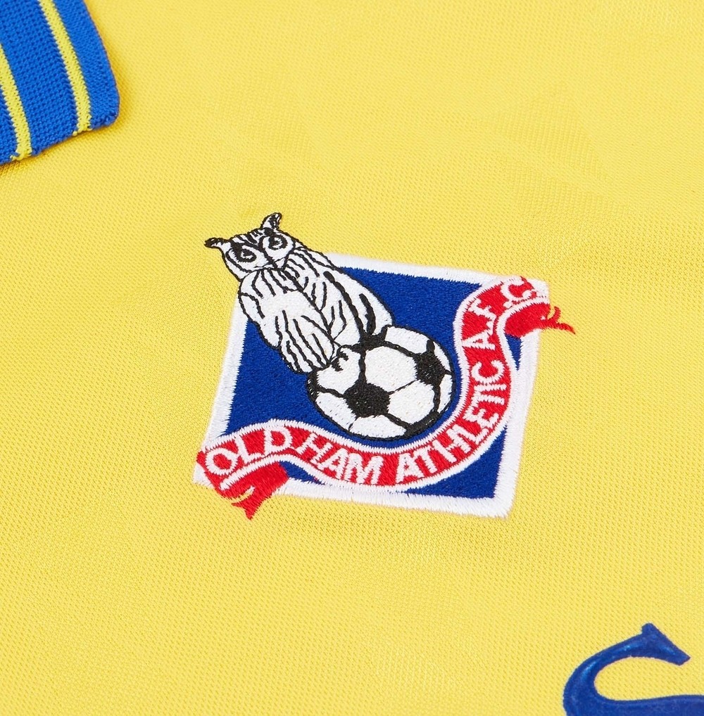 Oldham Athletic 2003-04 Away Kit