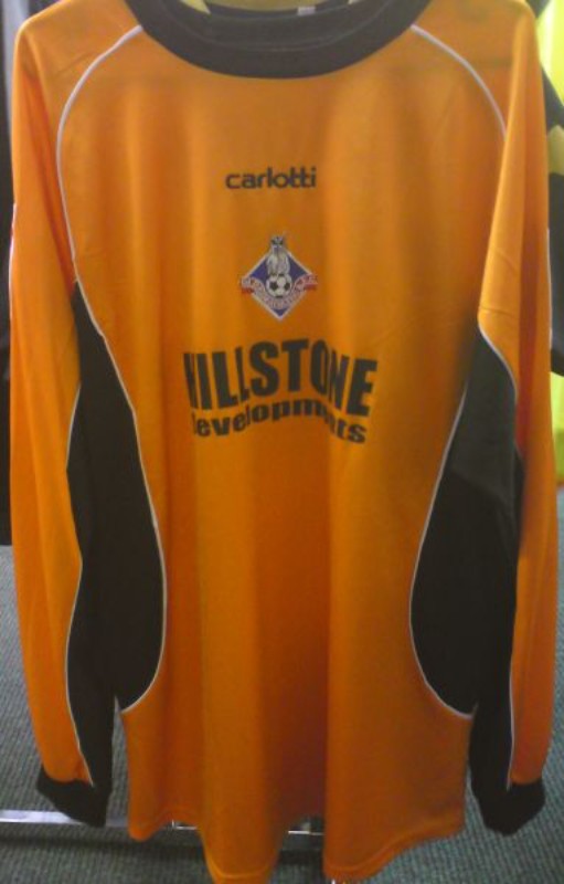 Oldham Athletic 2006-07 GK 1 Kit