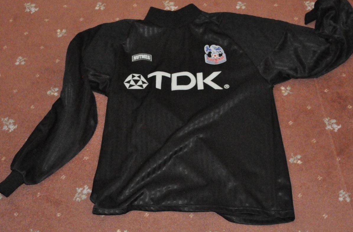 Crystal Palace 1995-96 GK 1 Kit
