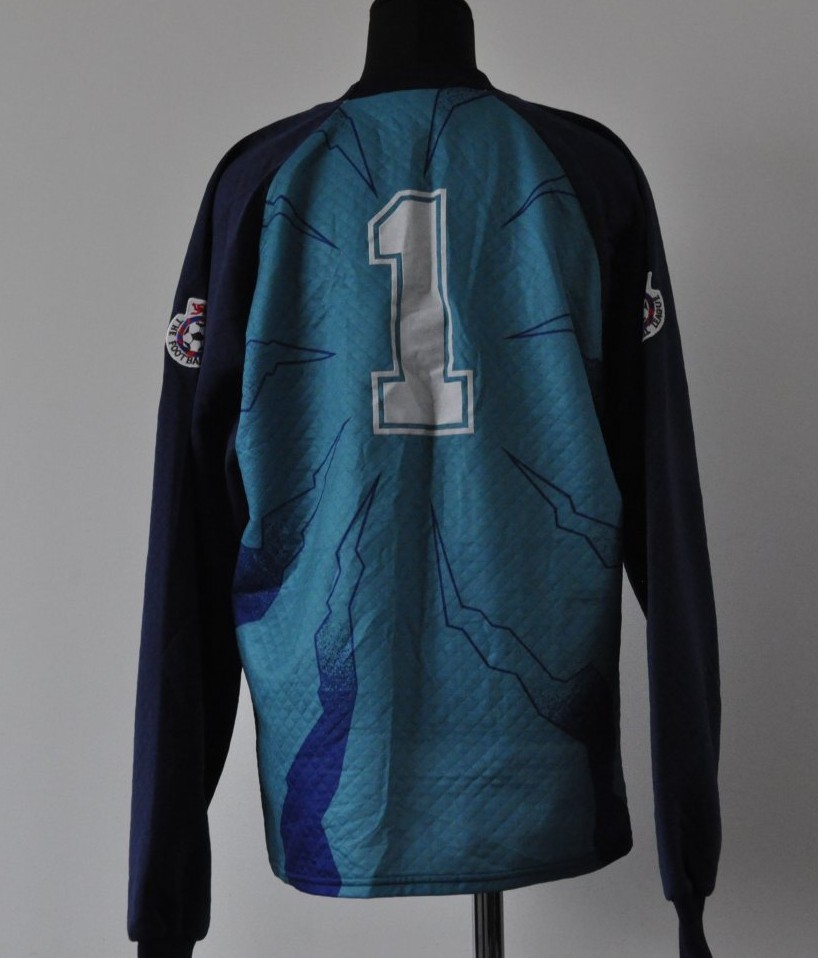 Crystal Palace 1995-96 GK 2 Kit