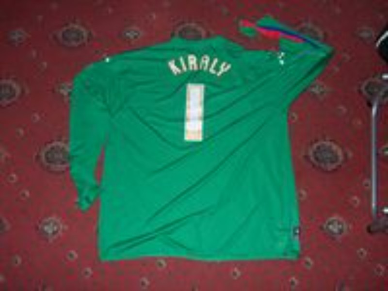 Crystal Palace 2005-06 GK 1 Kit