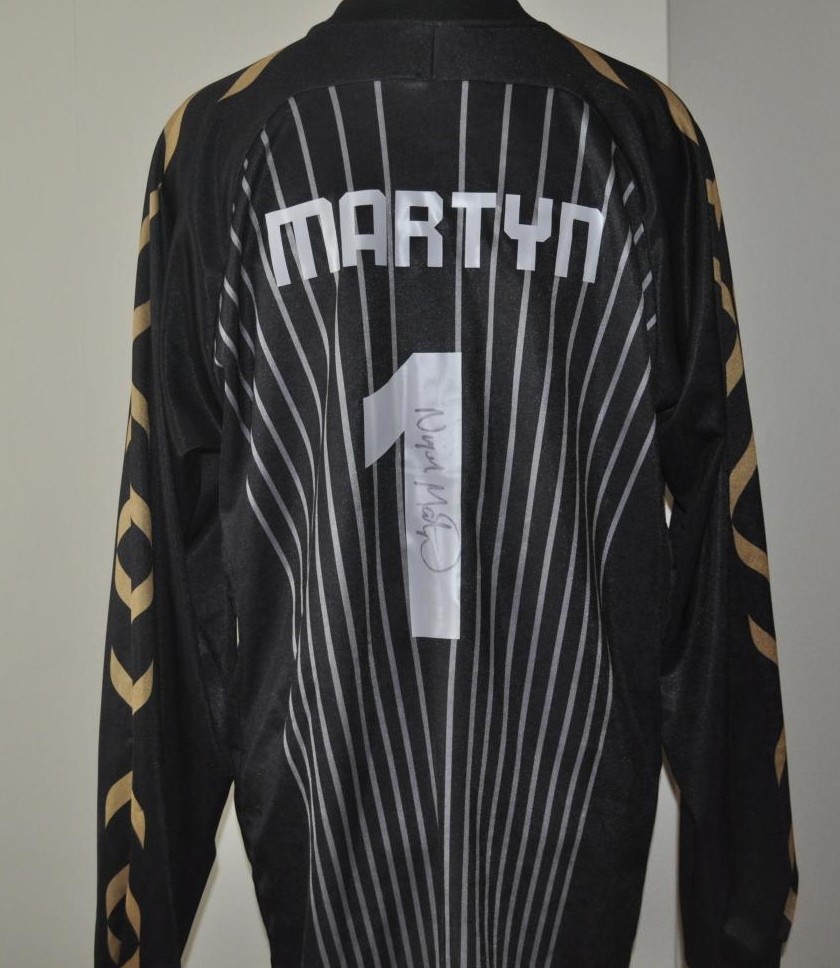 Crystal Palace 2008-09 GK 2 Kit