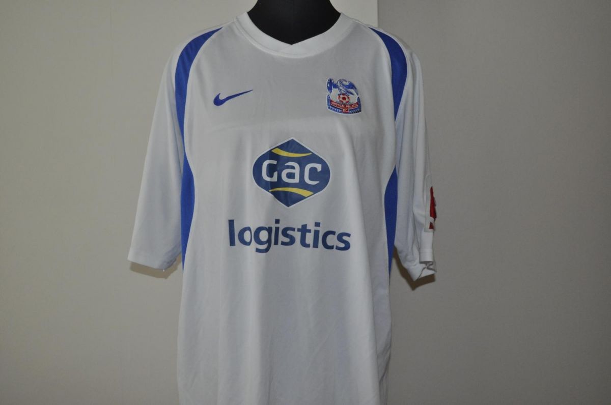 Crystal Palace 2009-10 Away Kit