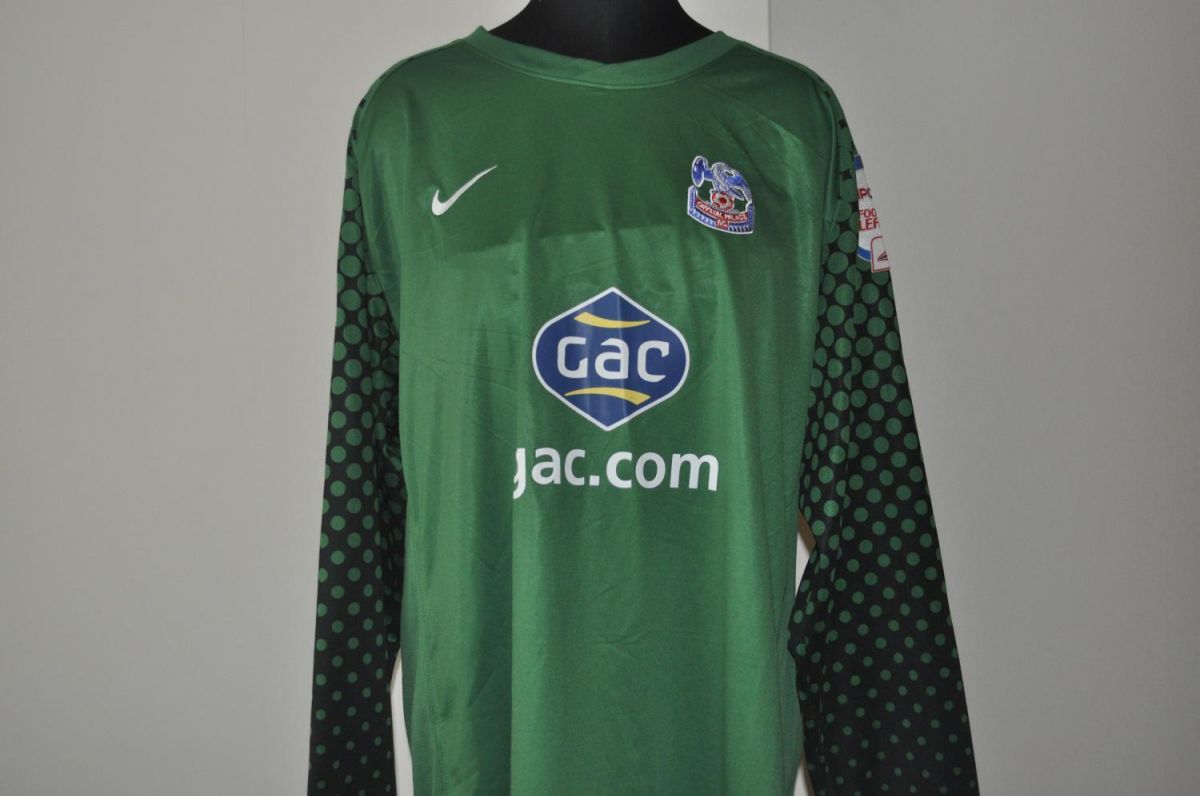 Crystal Palace 2010-11 GK 1 Kit