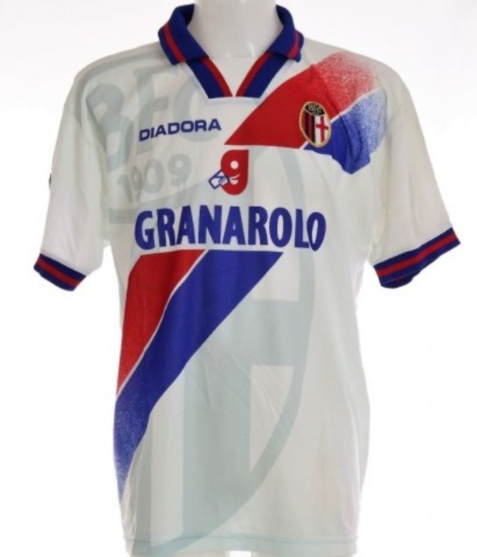 Bologna FC 1997-98 Away Kit