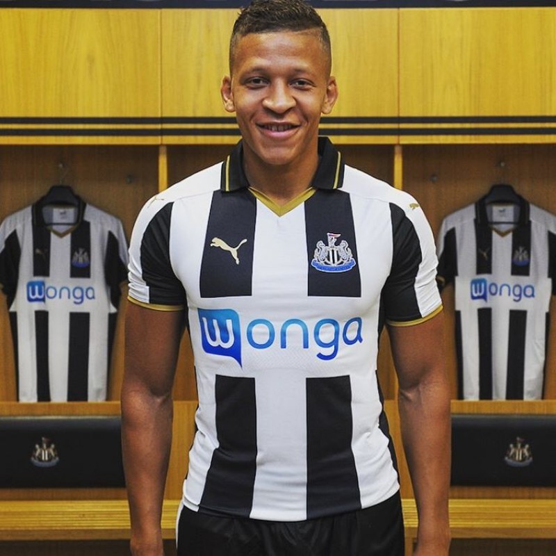 Newcastle United 2016-17 Home Kit