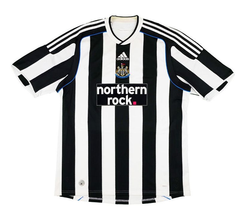 Newcastle United 2009-10 Home Kit