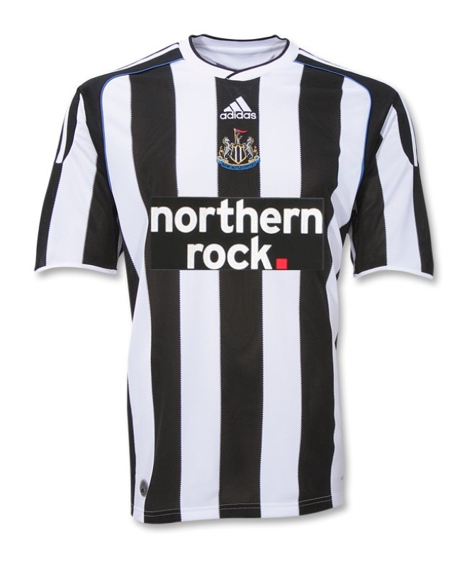Newcastle United 2009-10 Home Kit