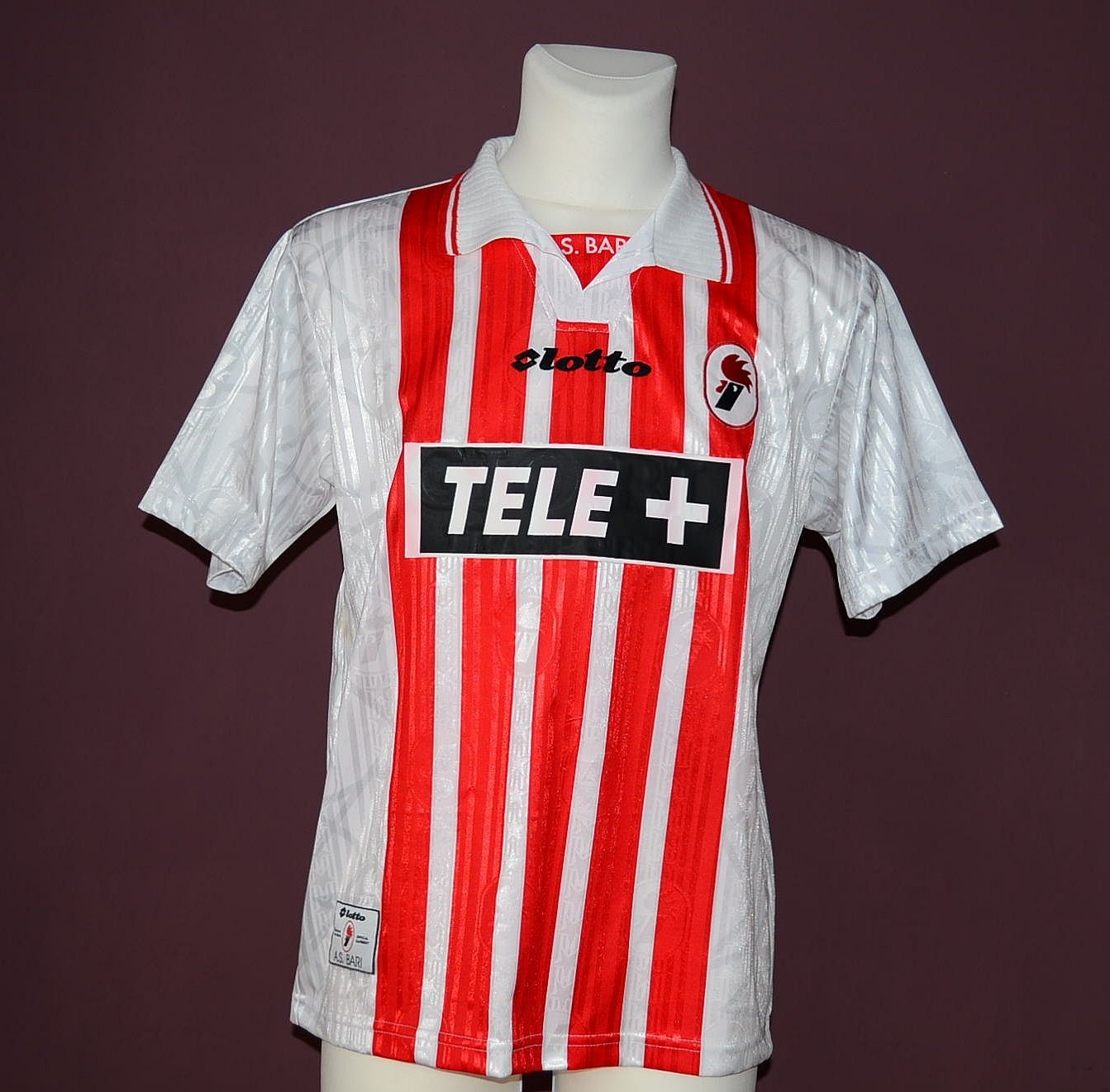 SSC Bari 1997-98 Home Kit