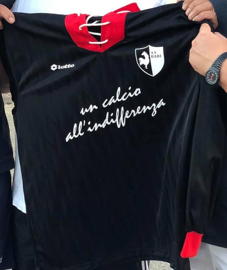 SSC Bari 1997-98 Anniversary GK2 Kit