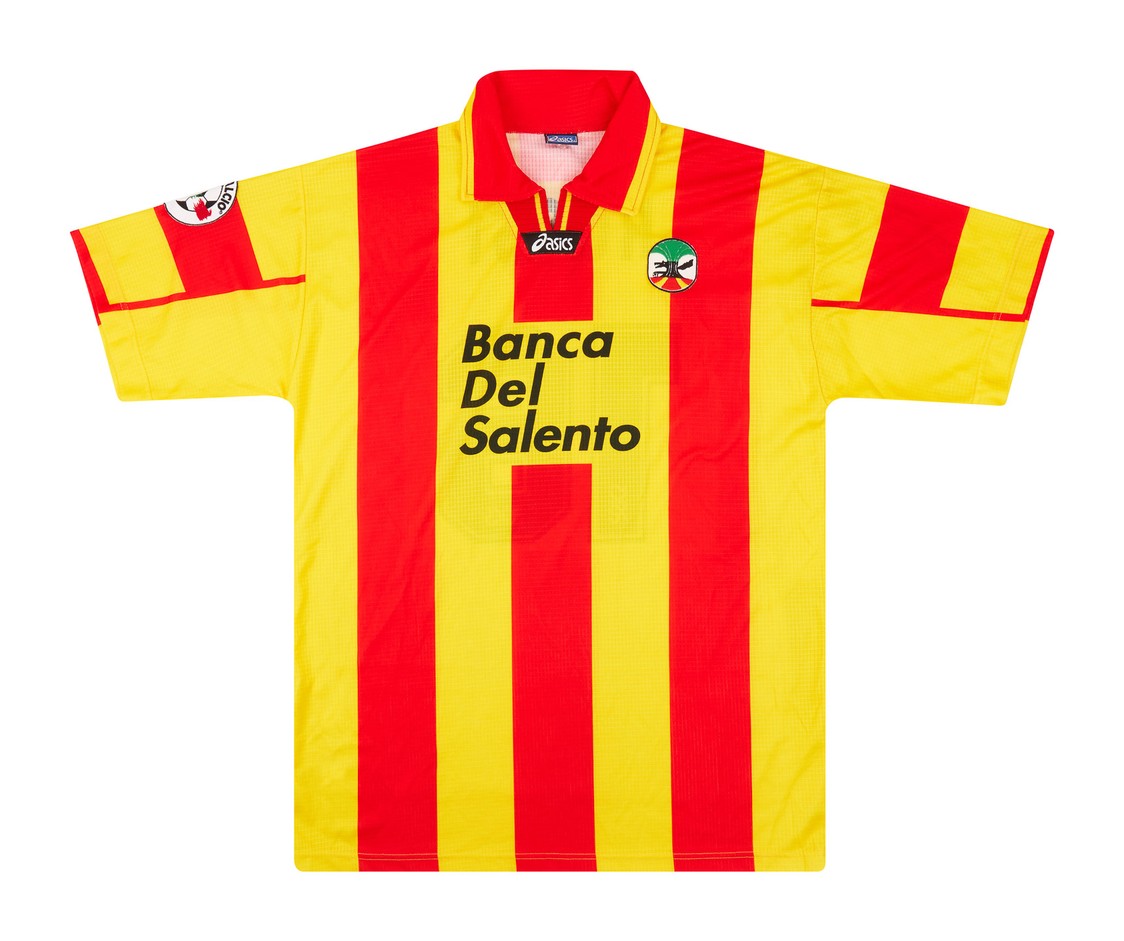 US Lecce 1997-98 Home Kit