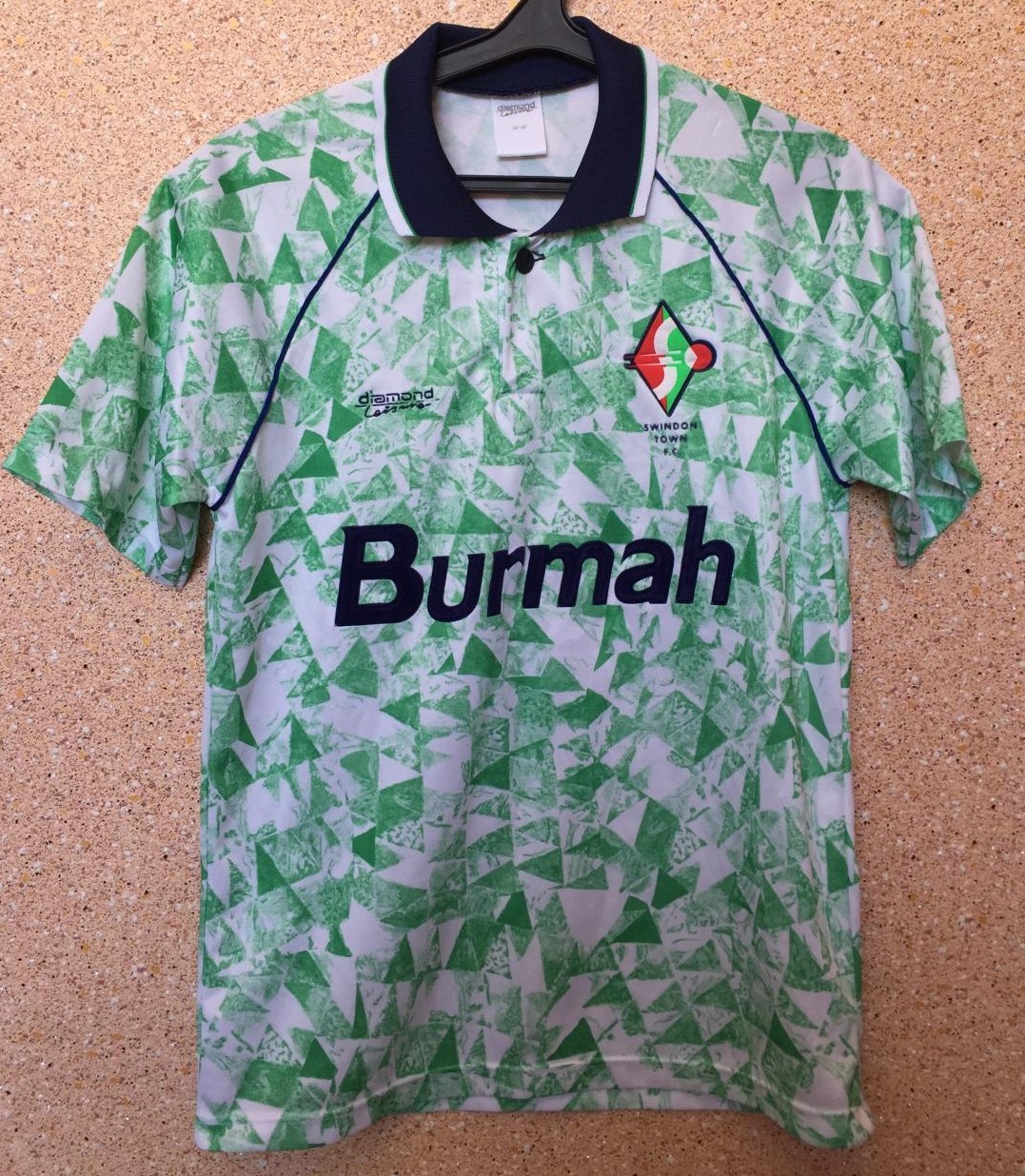 Swindon Town 1992-93 Away Kit