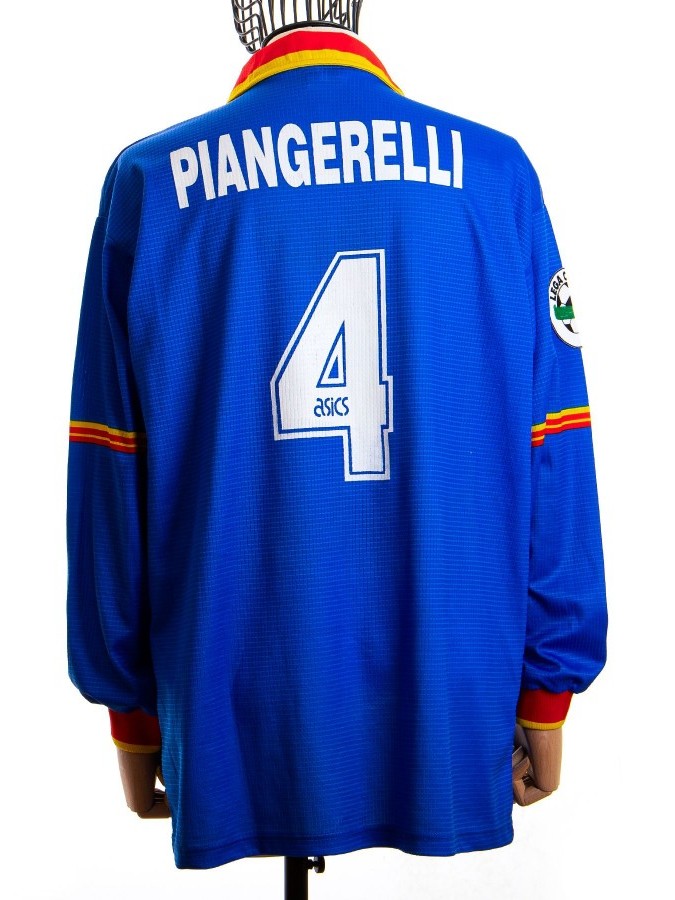 US Lecce 1997-98 Away Kit