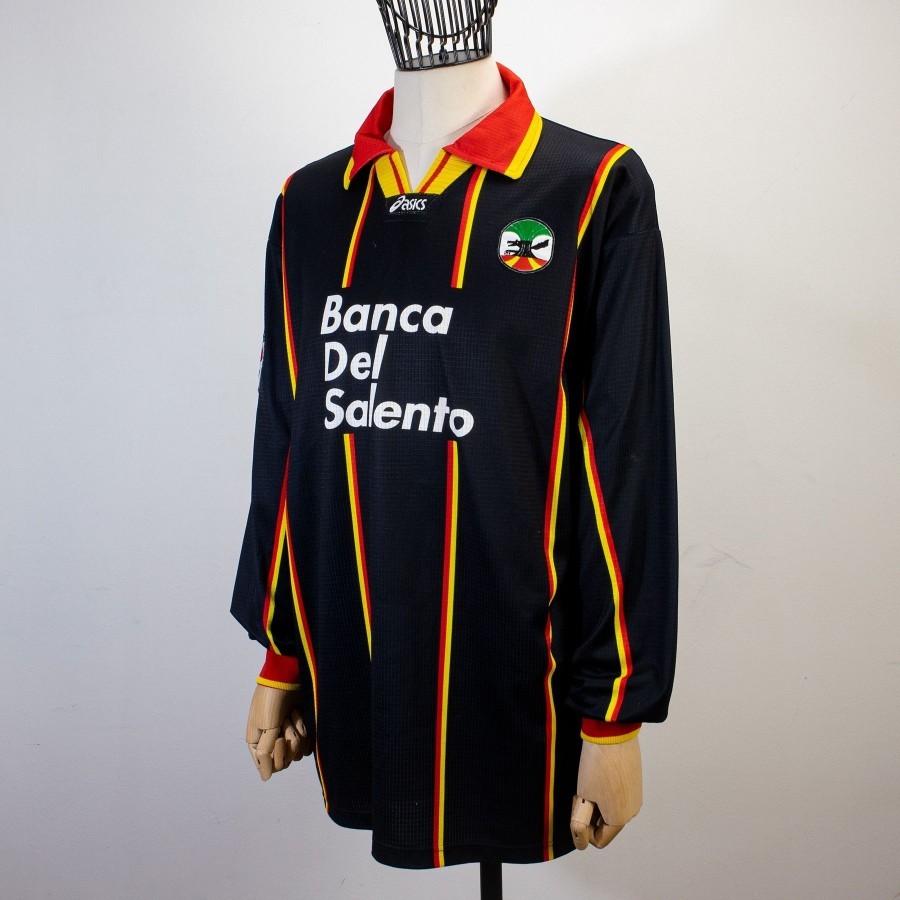 US Lecce 1997-98 Third Kit