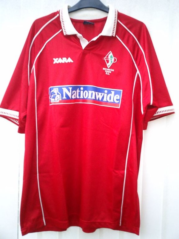 Swindon Town 2000-01 Home Kit