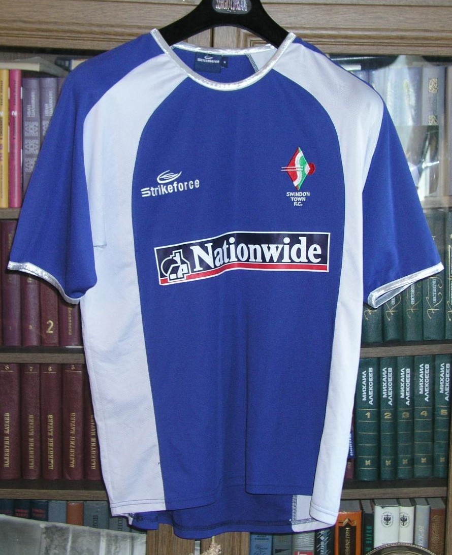 Swindon Town 2004-05 Away Kit
