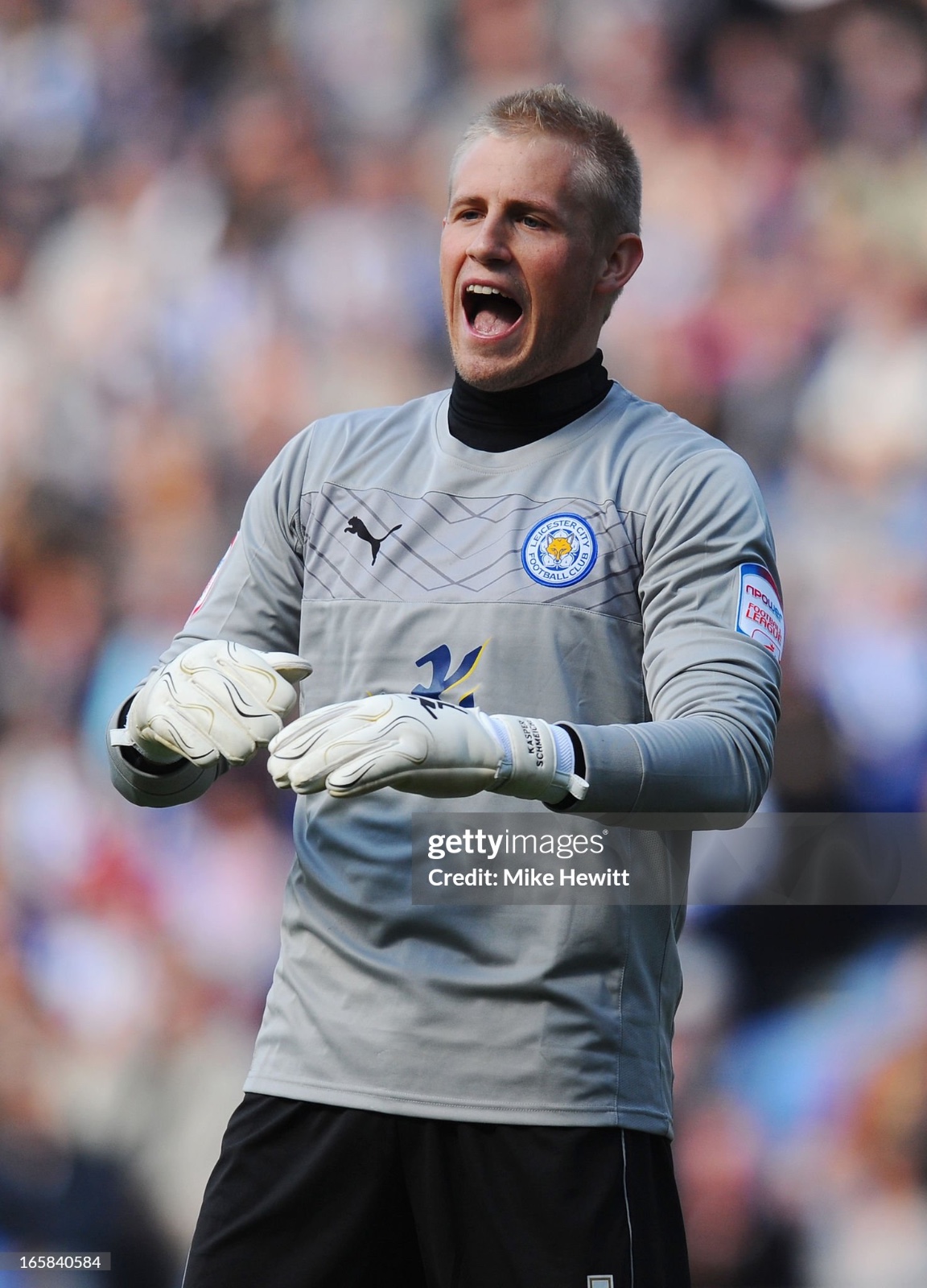 Leicester City 2012-13 GK 3 Kit