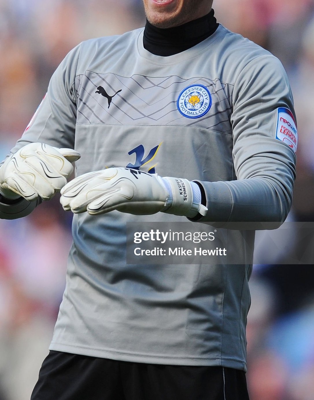 Leicester City 2012-13 GK 3 Kit