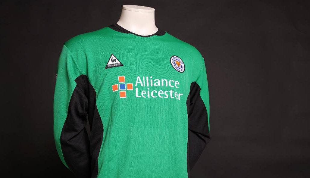Leicester City 2004-05 GK 1 Kit