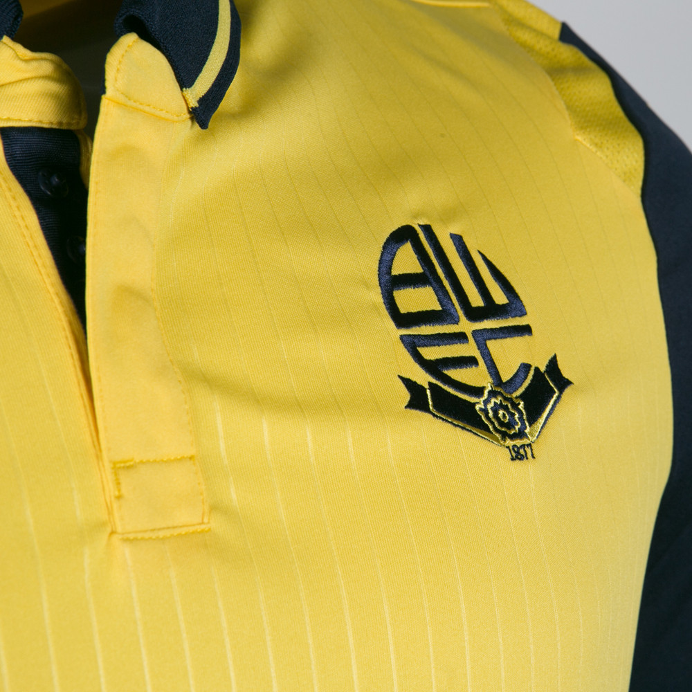 Bolton Wanderers 2021-22 Away Kit