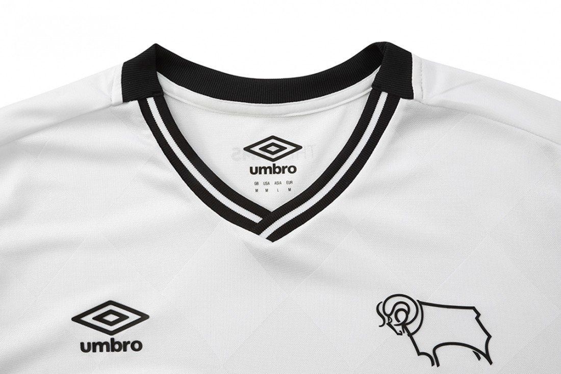 Derby County 2015-16 Home Kit