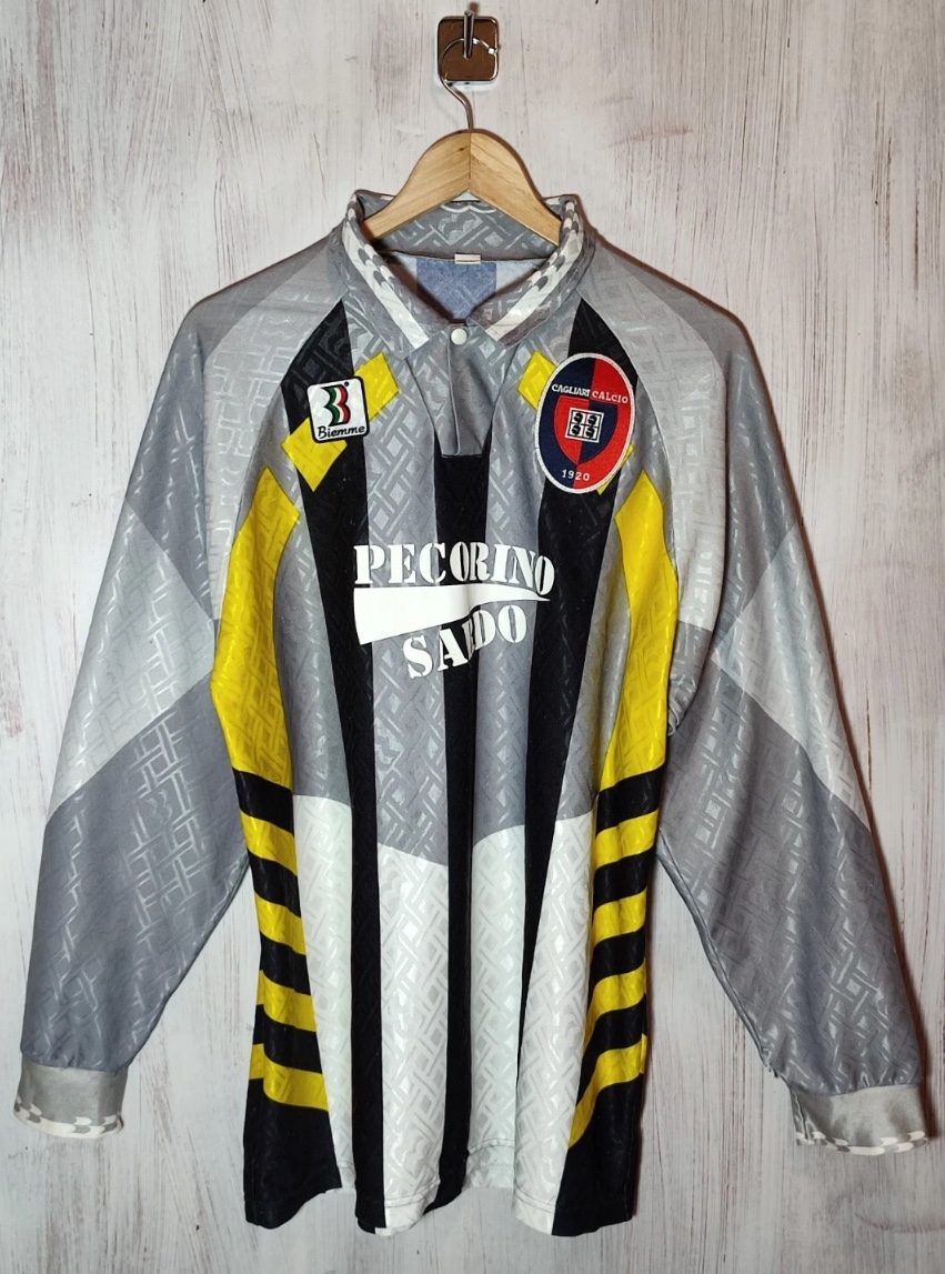 Cagliari Calcio 1998-99 GK Kit
