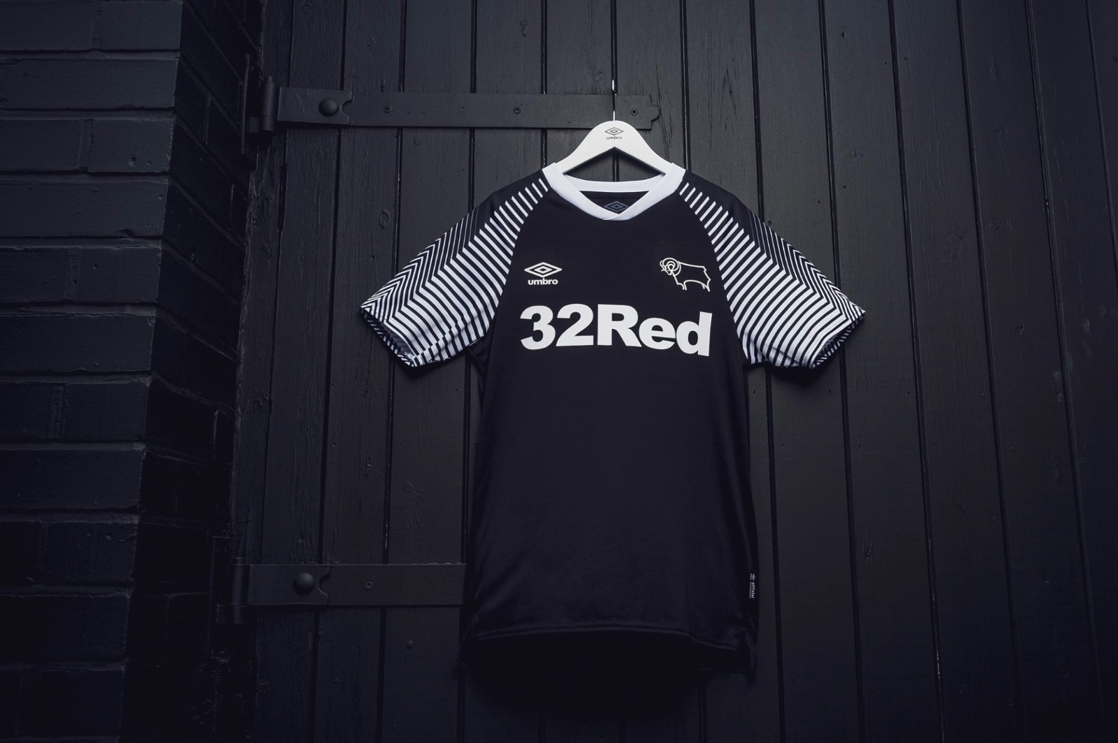 Derby County 2019-20 Third Kit