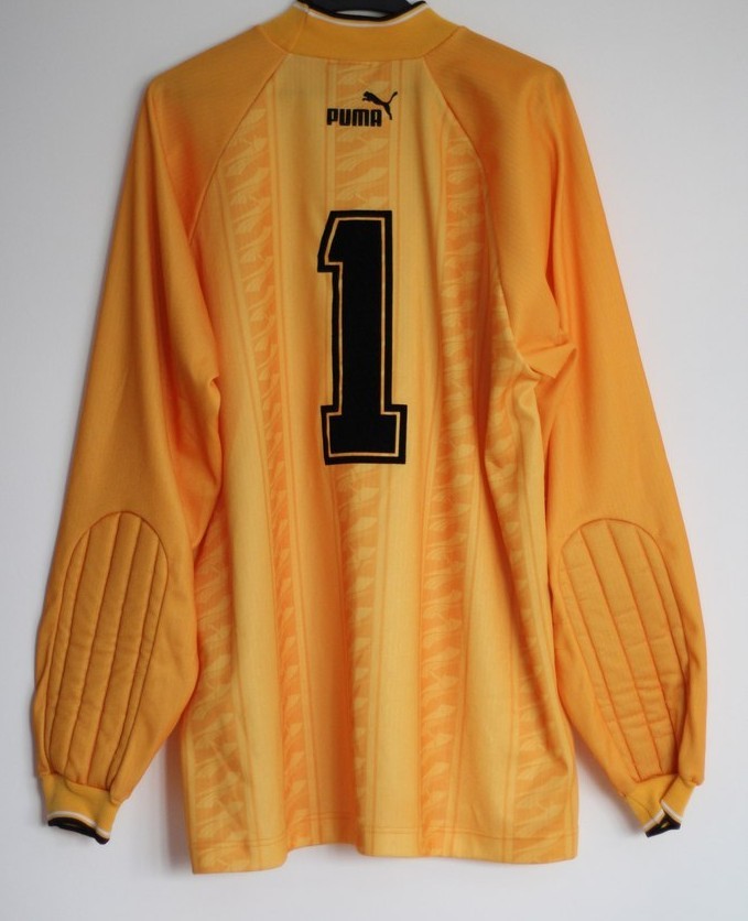 Derby County 1995-96 GK 1 Kit
