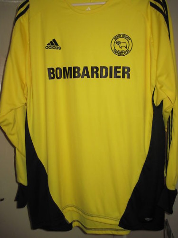 Derby County 2009-10 GK 2 Kit