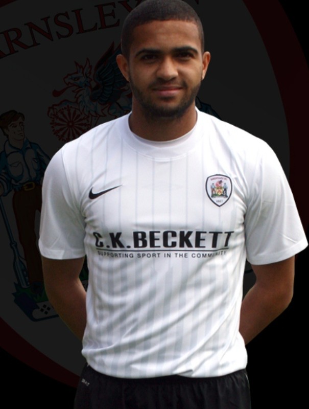 Barnsley FC 2011-12 Away Kit