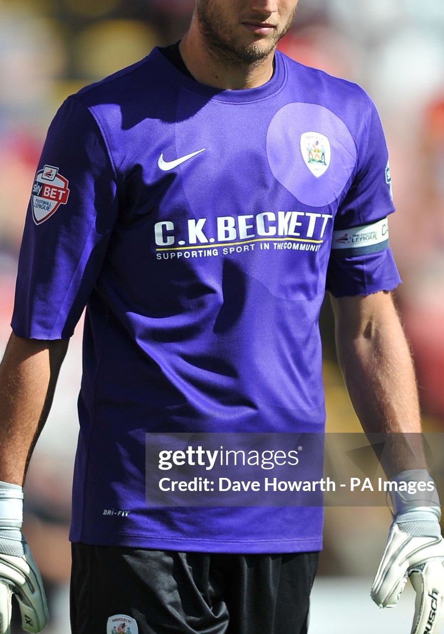 Barnsley FC 2012-13 GK 3 Kit