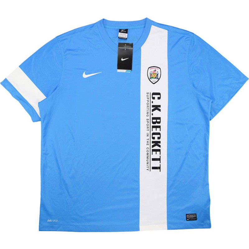 Barnsley FC 2013-14 Away Kit