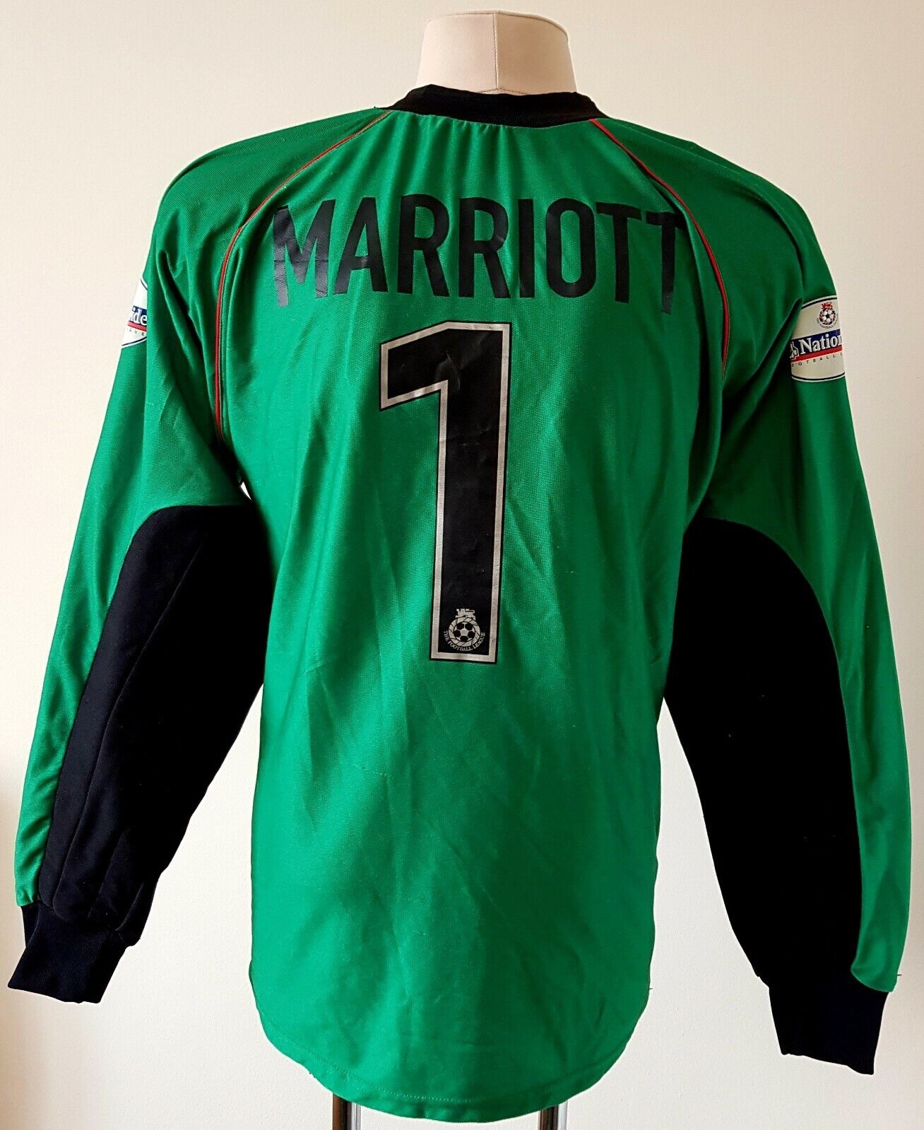 Barnsley FC 2002-03 GK 1 Kit