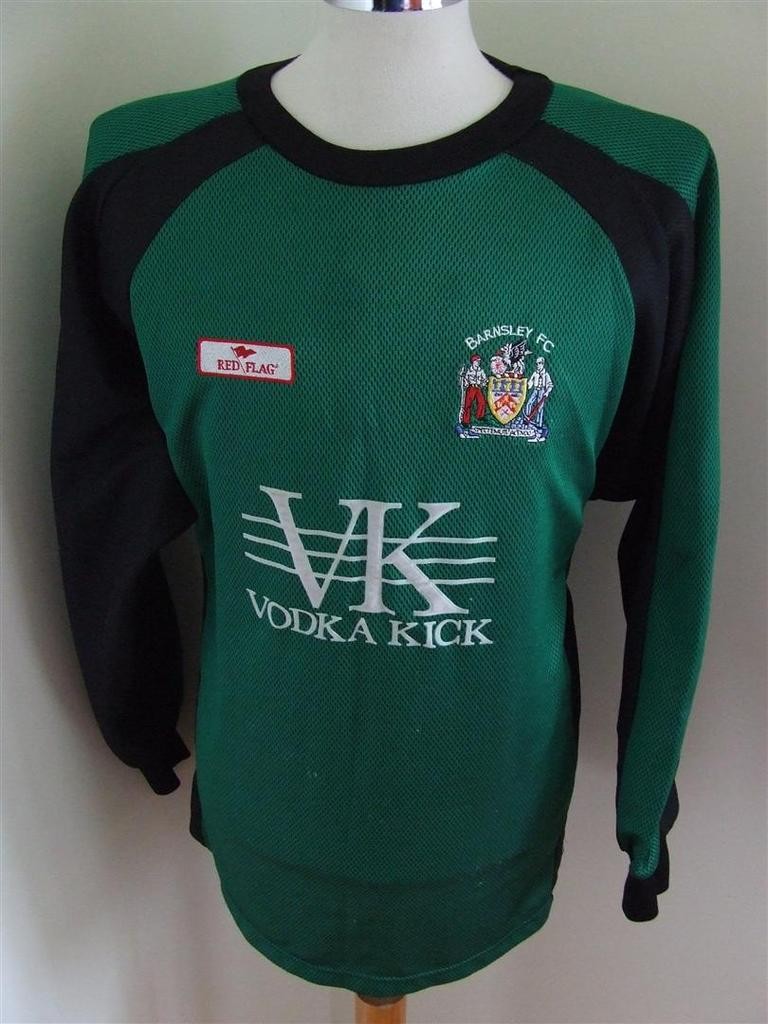 Barnsley FC 2003-04 GK 1 Kit