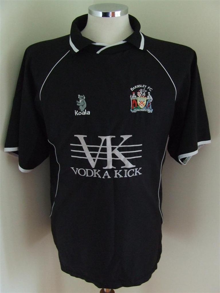 Barnsley FC 2004-05 Away Kit