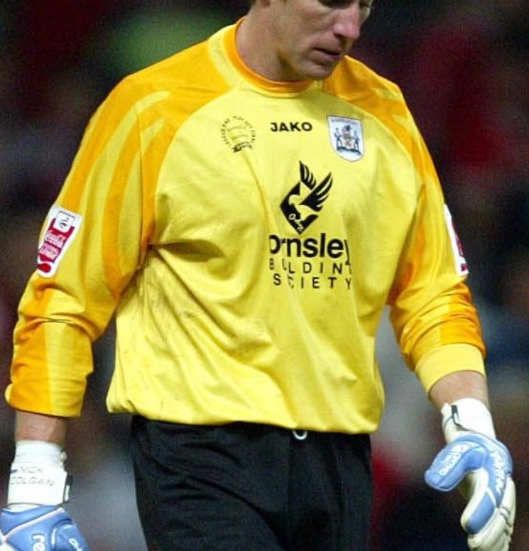 Barnsley FC 2005-06 GK 2 Kit