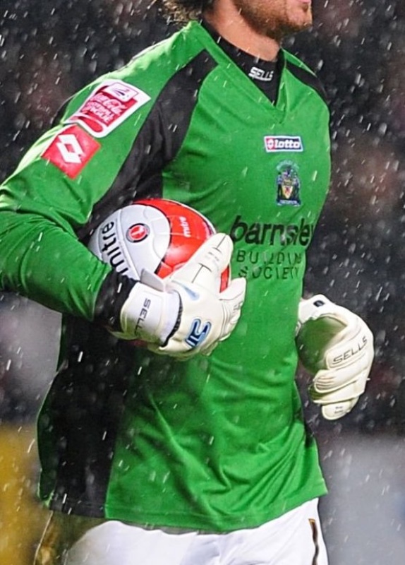 Barnsley FC 2008-09 GK 1 Kit