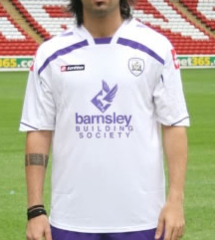 Barnsley FC 2010-11 Away Kit