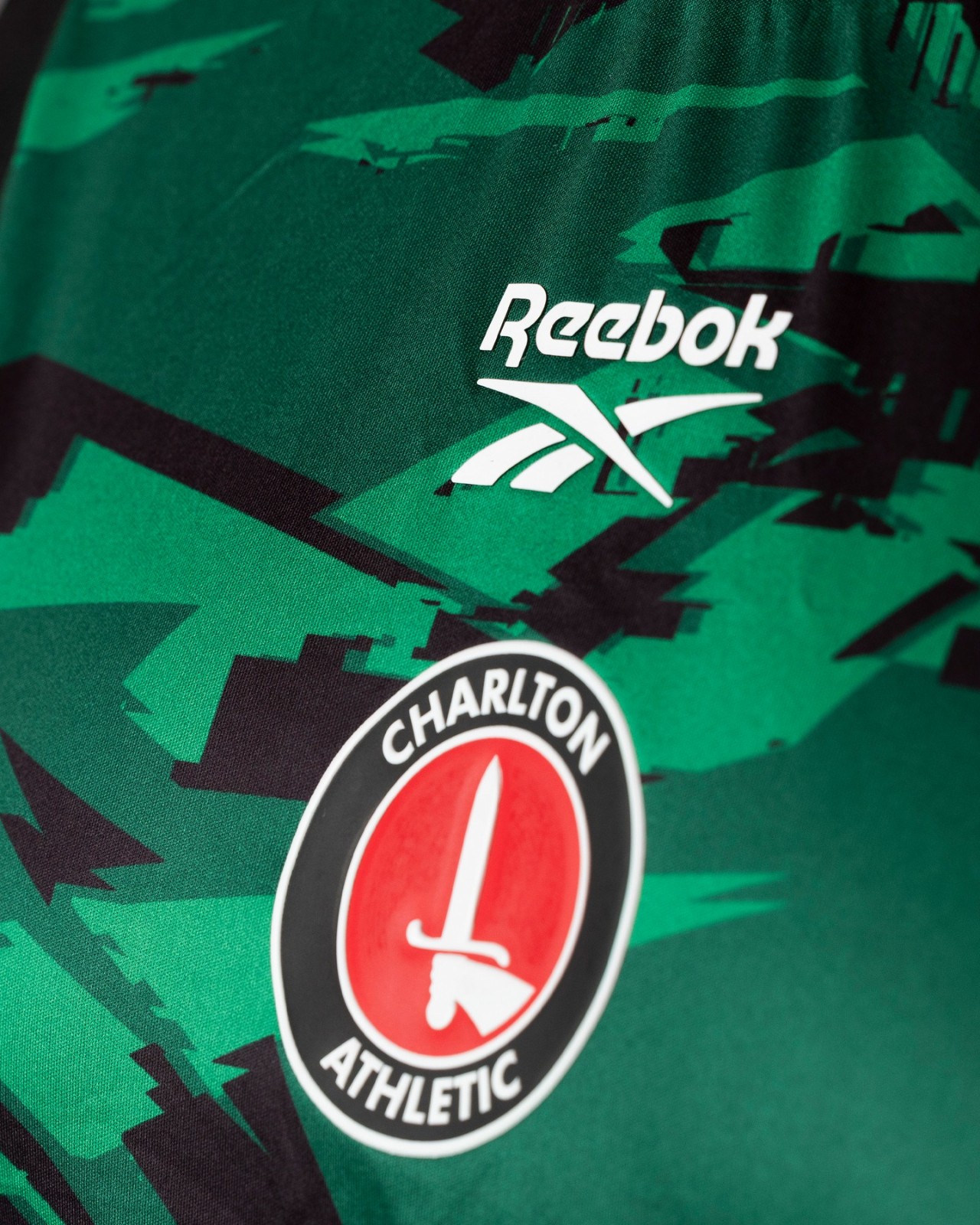 Charlton Athletic 2025-26 GK Home Kit