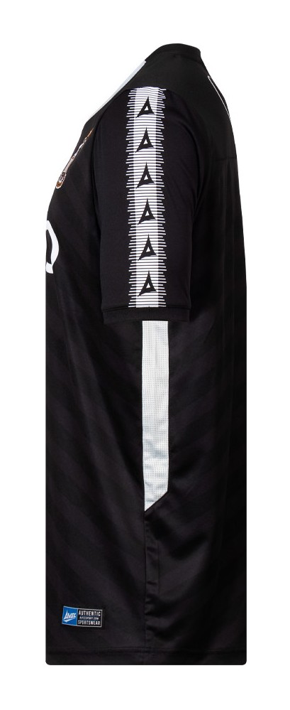 Bradford City 2021-22 GK Home Kit