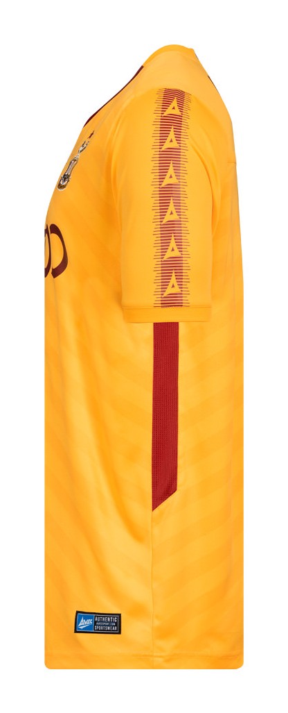 Bradford City 2021-22 GK Third Kit