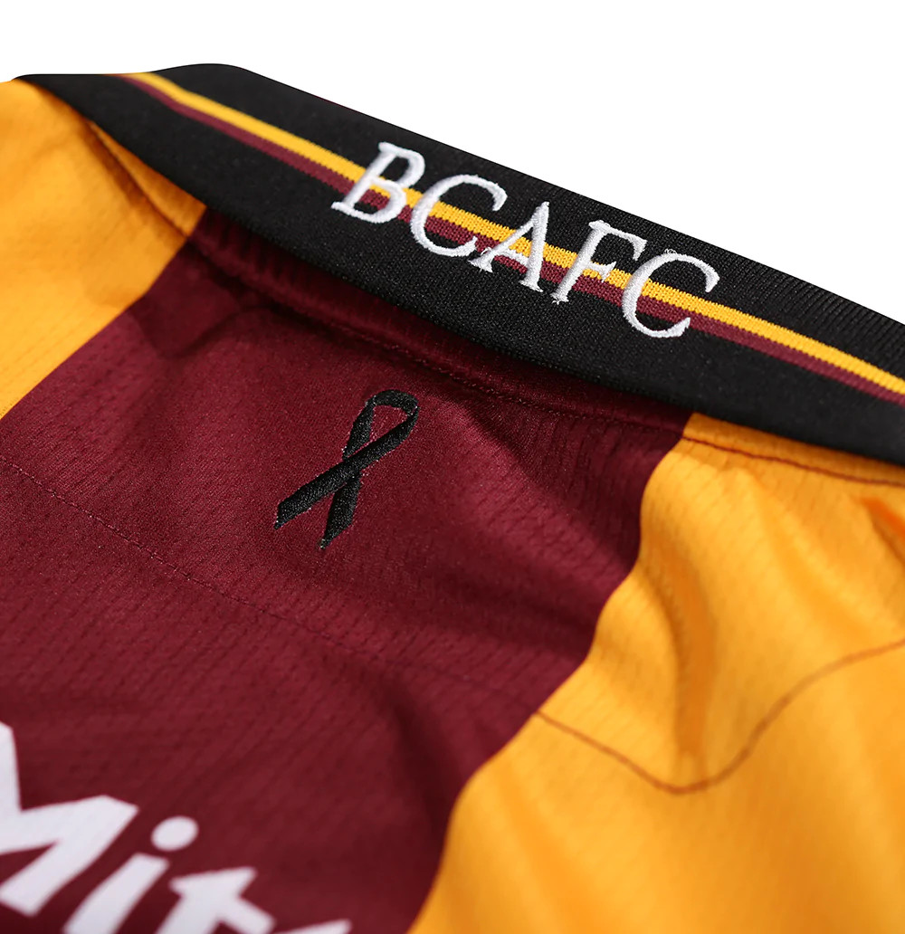 Bradford City 2022-23 Home Kit