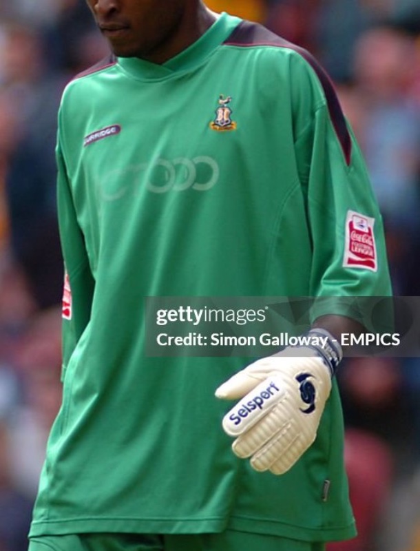 Bradford City 2005-06 GK 2 Kit