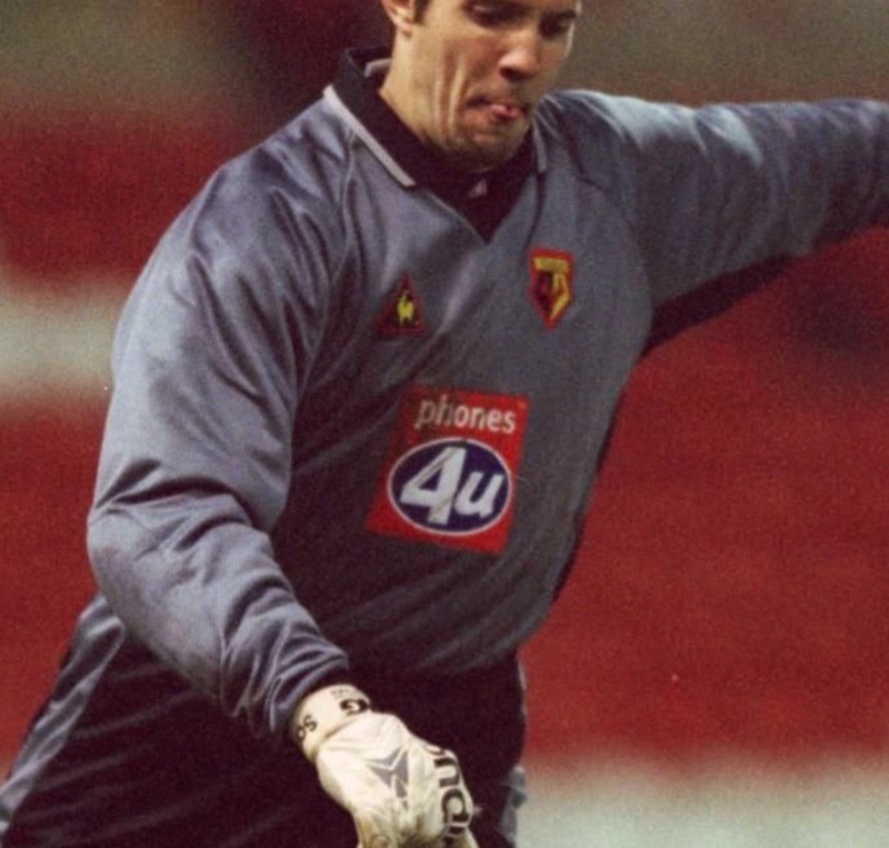 Watford FC 2000-01 GK 2 Kit