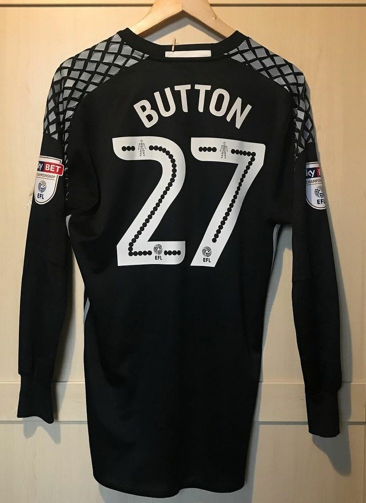 Fulham FC 2016-17 GK 2 Kit