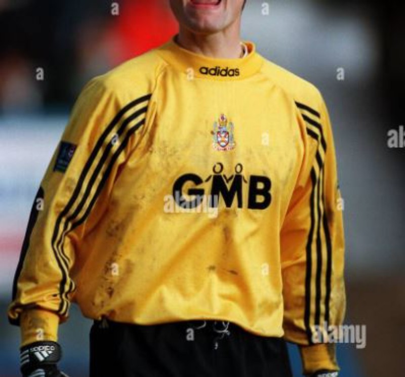 Fulham FC 1997-98 GK 1 Kit