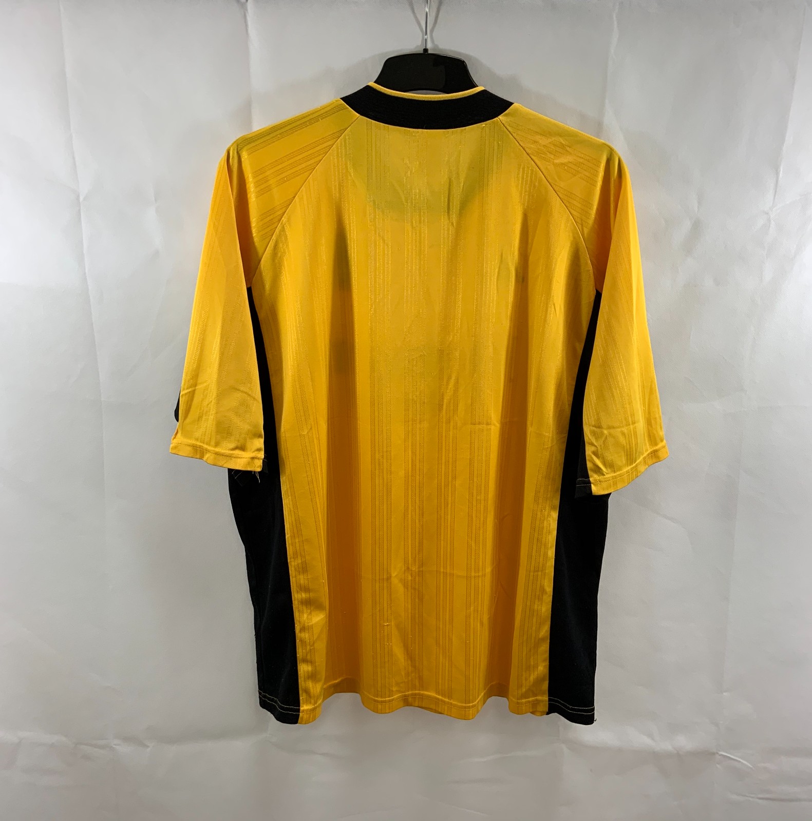 Fulham FC 1998-99 Away Kit