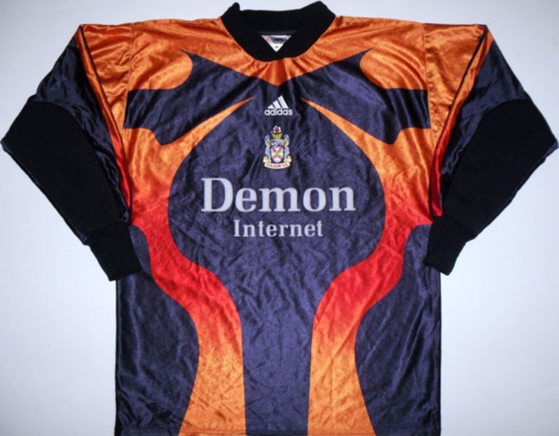 Fulham FC 2000-01 GK 1 Kit